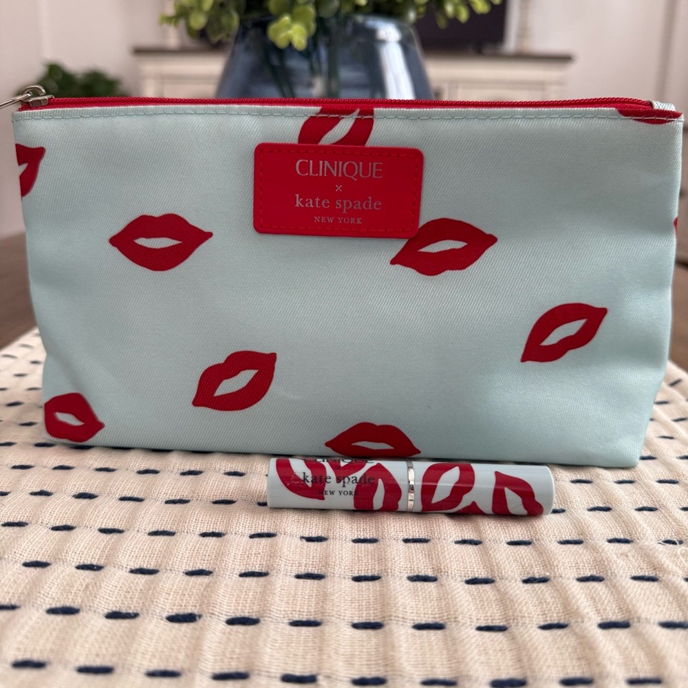Clinique x Kate Spade Lipstick Set with Red Lips Design